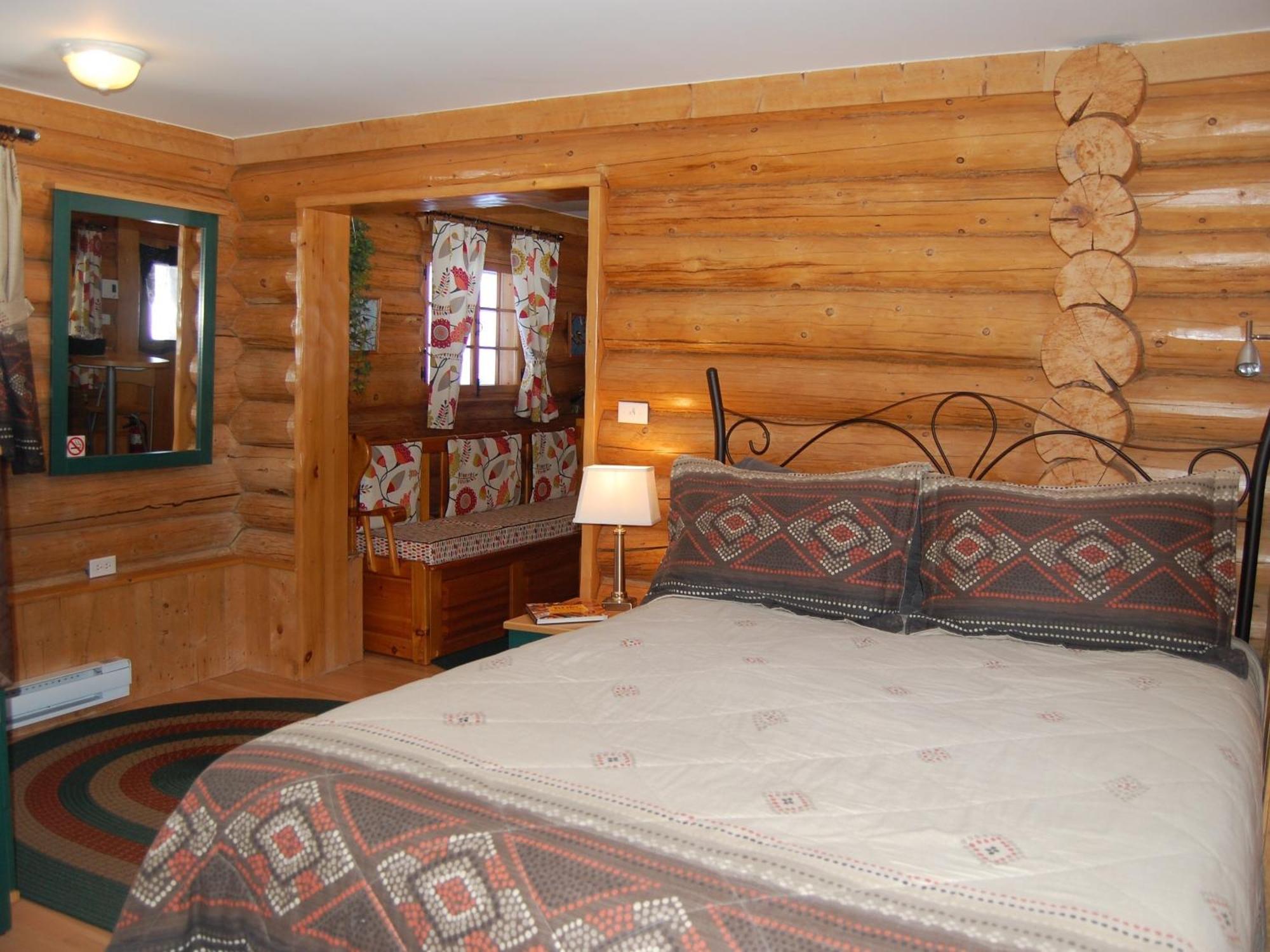 Domaine Le Bostonnais - Le Village En Bois Rond La Tuque Cameră foto